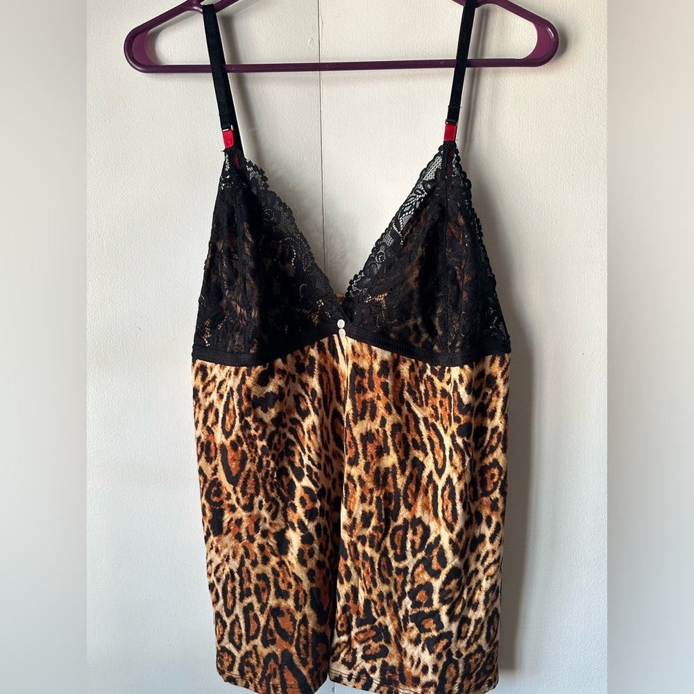 Cosmopolitan leopard and lace cami size XL